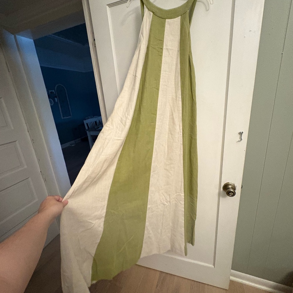 Elegant Green and Cream Maxi Dress